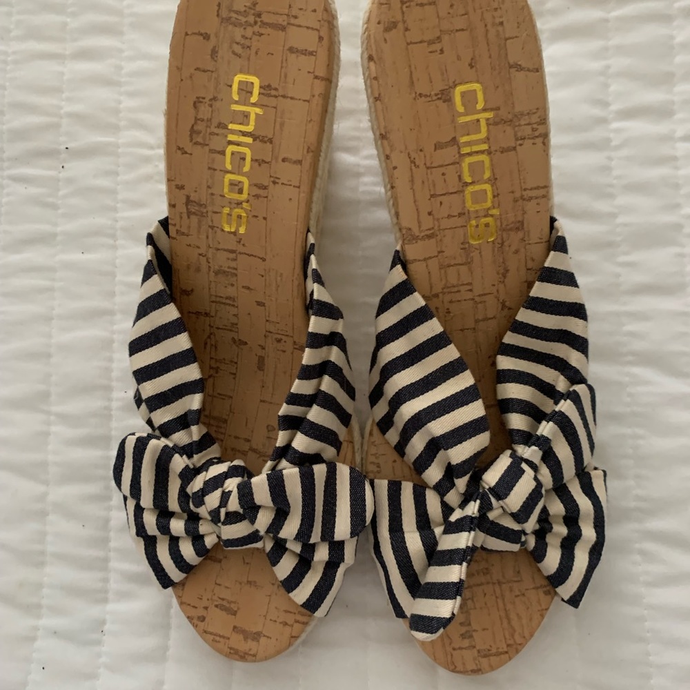 Chico’s shoes